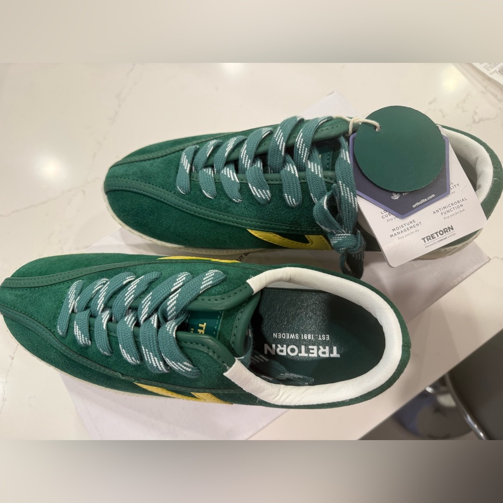 Tretorn Green Suede Exclusive Nylite Sneakers Size 9 NWT - Picture 2 of 6